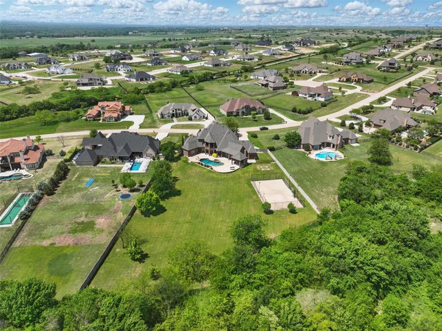 7909 Bella Flora Drive, Fort Worth, TX 76126