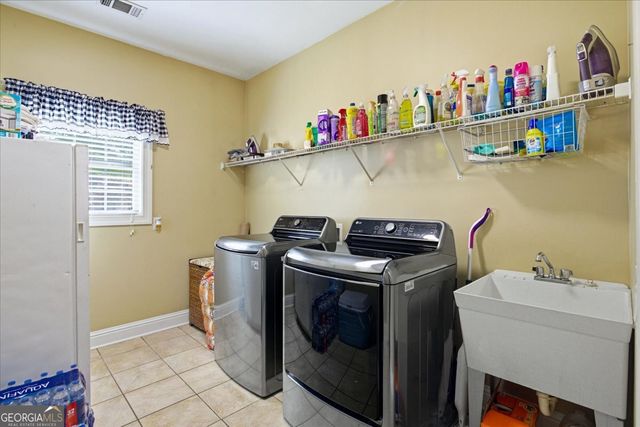 412 Big Sam Circle, Loganville, GA 30052
