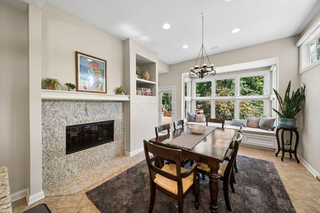 96 Cressingham Lane, Powell, OH 43065