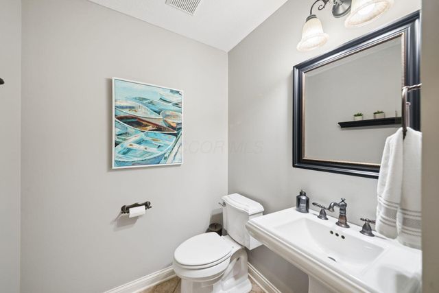 96 Cressingham Lane, Powell, OH 43065