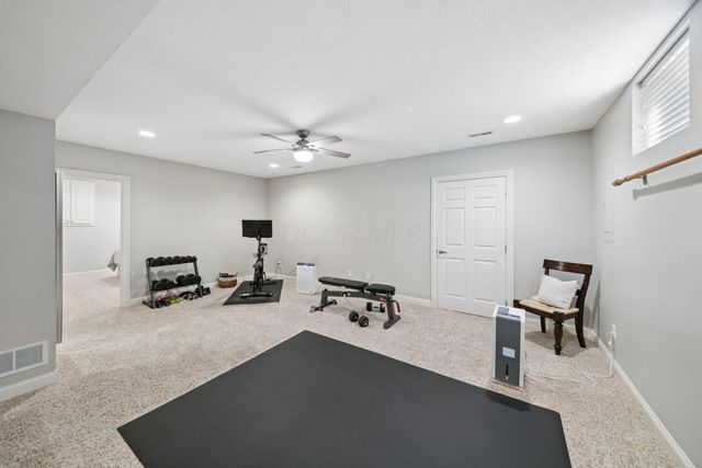 96 Cressingham Lane, Powell, OH 43065