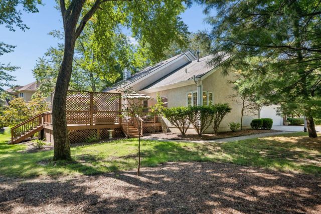96 Cressingham Lane, Powell, OH 43065