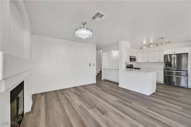 6492 Silent Pine Avenue, Las Vegas, NV 89156