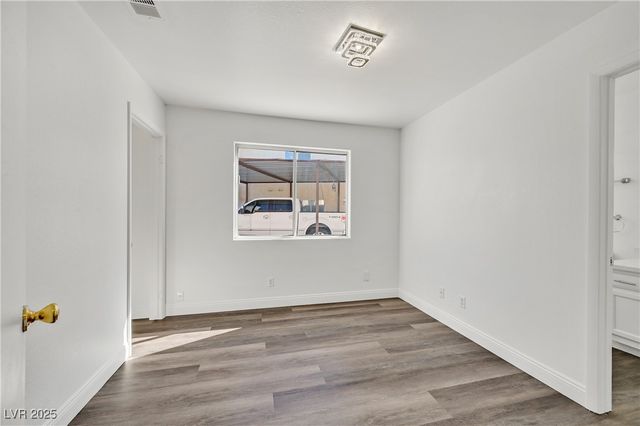 6492 Silent Pine Avenue, Las Vegas, NV 89156