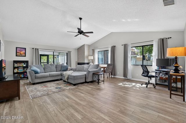 537 Brown Pelican Drive, Daytona Beach, FL 32119