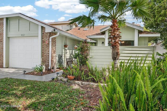 537 Brown Pelican Drive, Daytona Beach, FL 32119