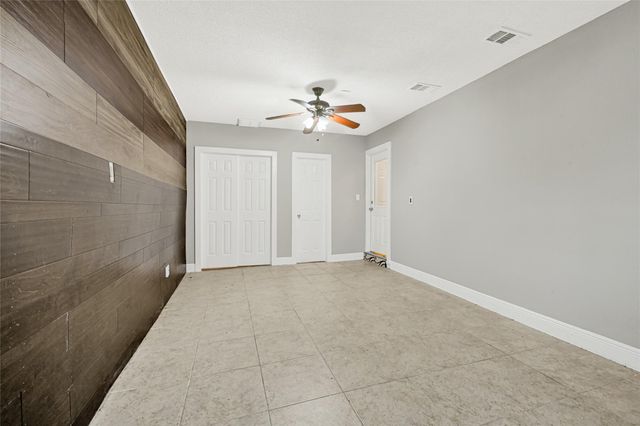 1407 Avenue I, Houston, TX 77587
