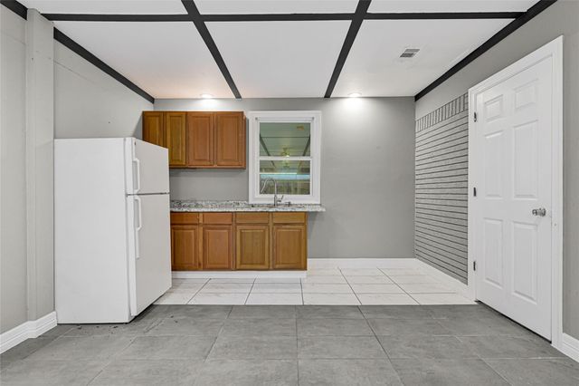 1407 Avenue I, Houston, TX 77587