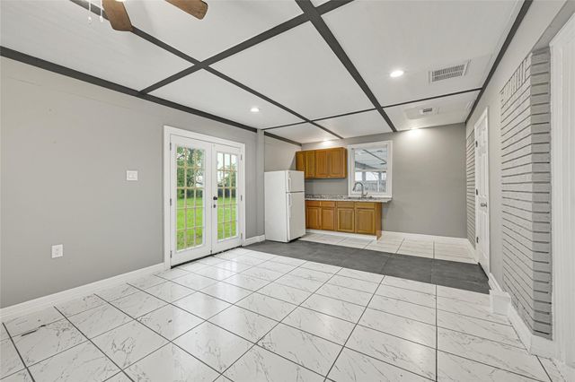 1407 Avenue I, Houston, TX 77587