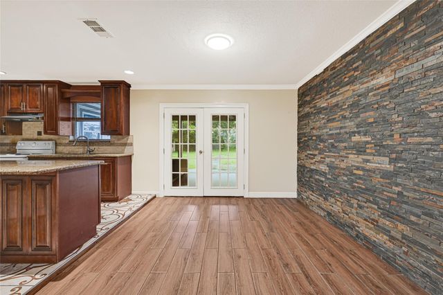 1407 Avenue I, Houston, TX 77587