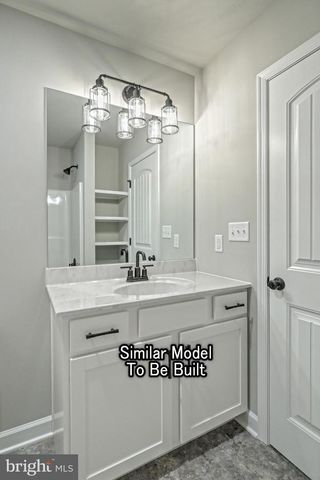 3227 OXFORD RD, New Oxford, PA 17350