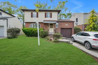 7906 214TH Street, Oakland Gardens, NY 11364