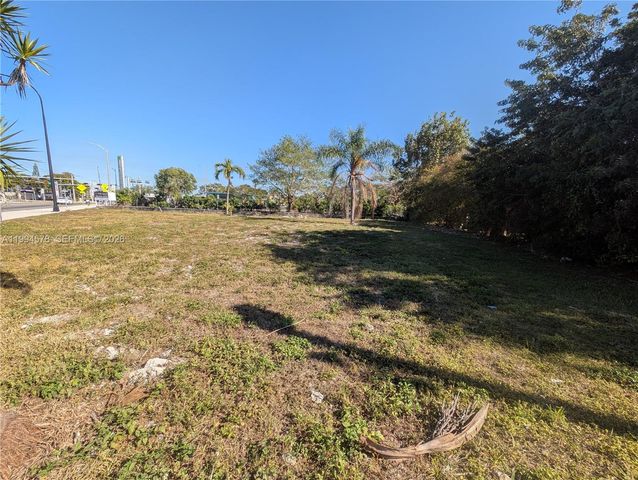 14490 SW 264th St, Homestead, FL 33032