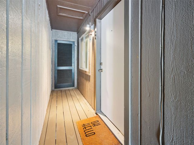 1503 W 9th ST 204, Austin, TX 78703