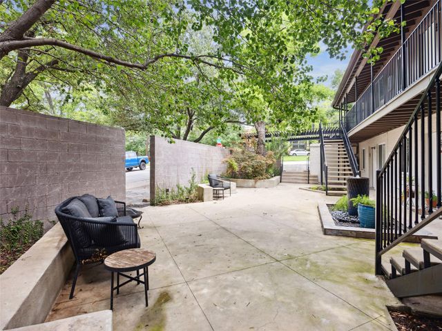 1503 W 9th ST 204, Austin, TX 78703