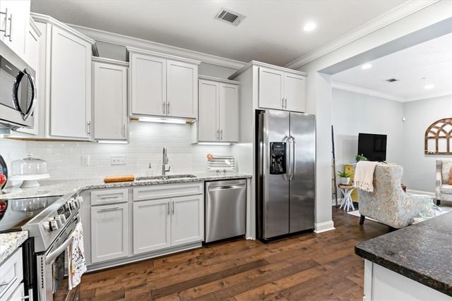 1604 Mariners Circle, St Simons Island, GA 31522