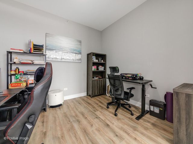 8300 Concord Drive 607, Morton Grove, IL 60053