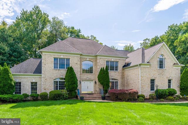 9395 WOLF TRAP CREEK CT, Great Falls, VA 22066