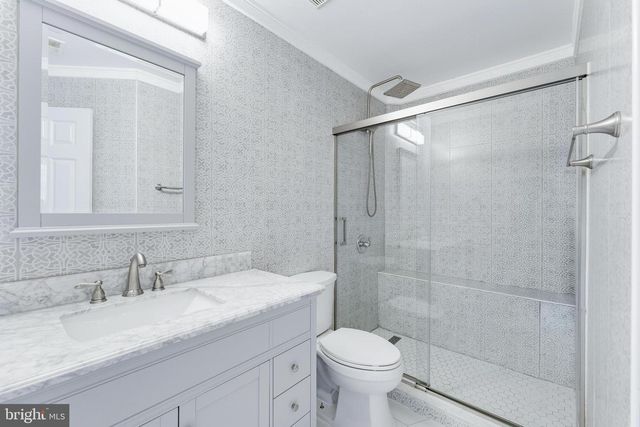 9395 WOLF TRAP CREEK CT, Great Falls, VA 22066