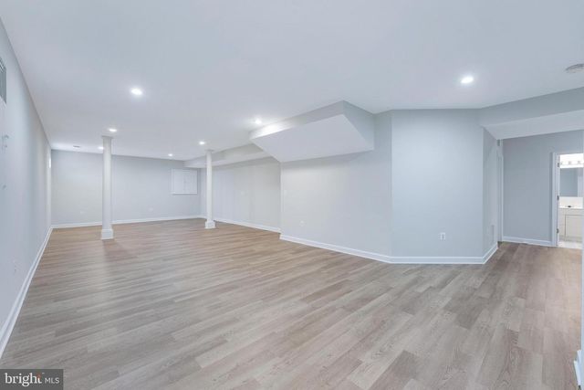 9395 WOLF TRAP CREEK CT, Great Falls, VA 22066