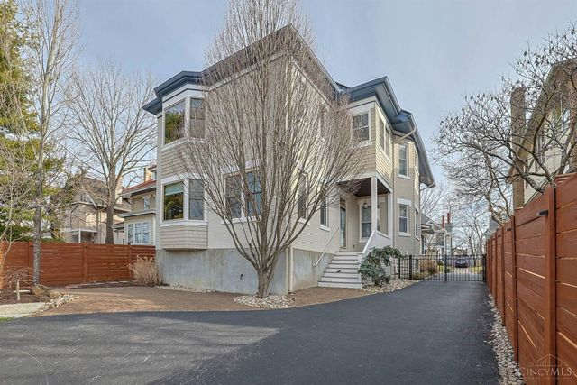 3583 Mooney Avenue, Cincinnati, OH 45208