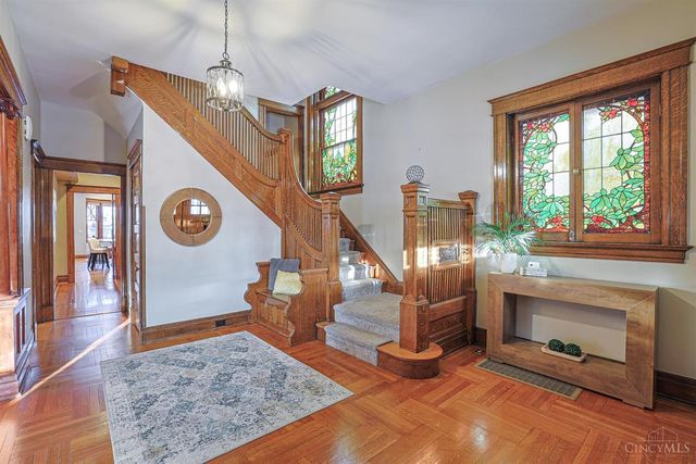 3583 Mooney Avenue, Cincinnati, OH 45208