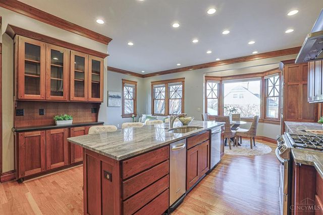 3583 Mooney Avenue, Cincinnati, OH 45208