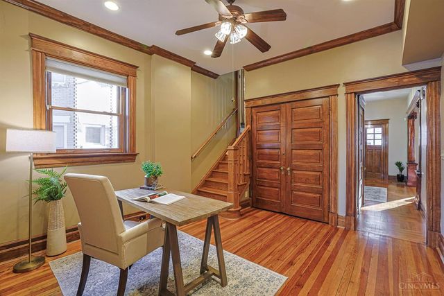 3583 Mooney Avenue, Cincinnati, OH 45208