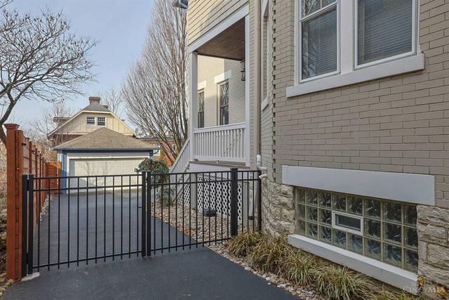 3583 Mooney Avenue, Cincinnati, OH 45208