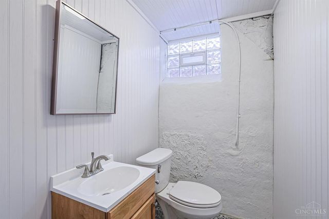 3583 Mooney Avenue, Cincinnati, OH 45208