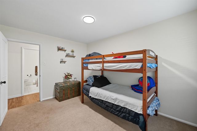 1711 Barton Drive, Arlington, TX 76010