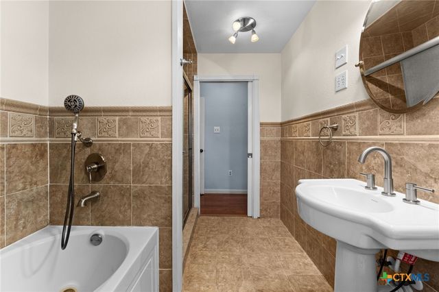 122 County Road 4936, Kempner, TX 76539