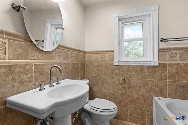 122 County Road 4936, Kempner, TX 76539