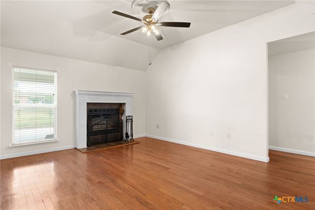 122 County Road 4936, Kempner, TX 76539