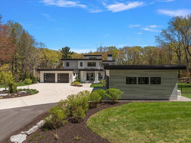 329 N Lakeshore Drive, Holland, MI 49424