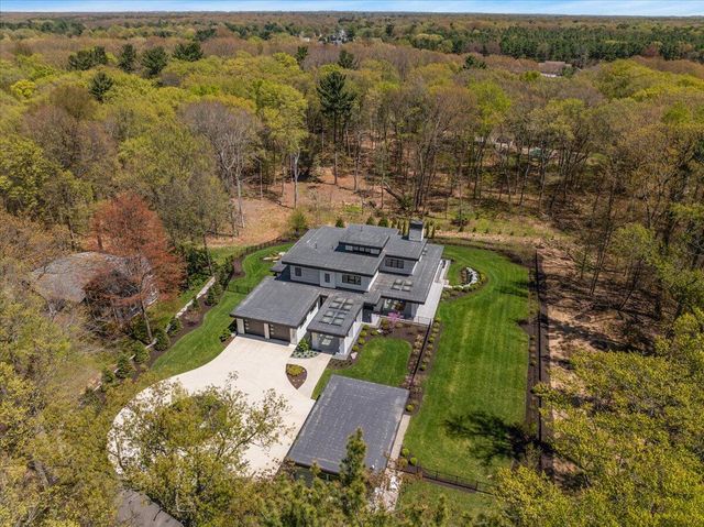 329 N Lakeshore Drive, Holland, MI 49424