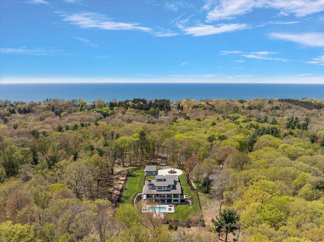 329 N Lakeshore Drive, Holland, MI 49424