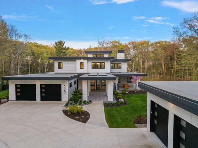 329 N Lakeshore Drive, Holland, MI 49424