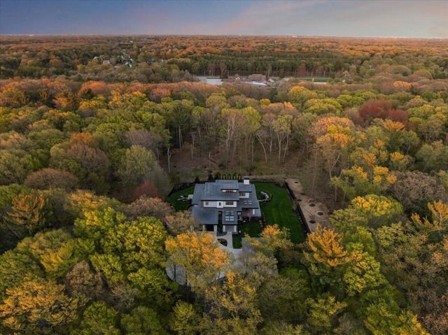 329 N Lakeshore Drive, Holland, MI 49424