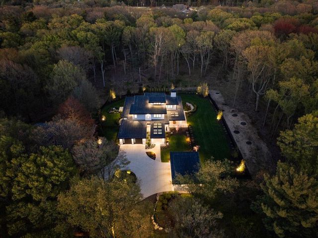 329 N Lakeshore Drive, Holland, MI 49424