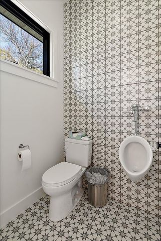 329 N Lakeshore Drive, Holland, MI 49424