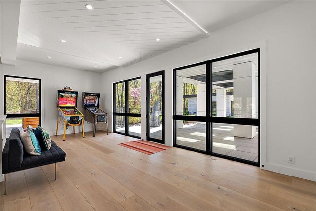 329 N Lakeshore Drive, Holland, MI 49424