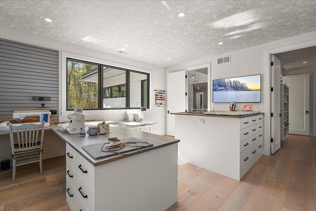 329 N Lakeshore Drive, Holland, MI 49424