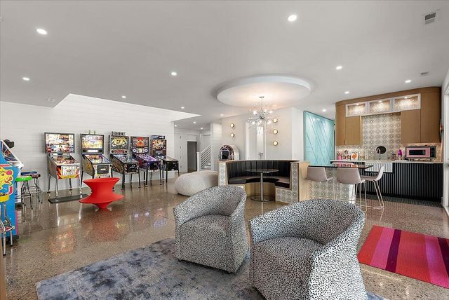 329 N Lakeshore Drive, Holland, MI 49424