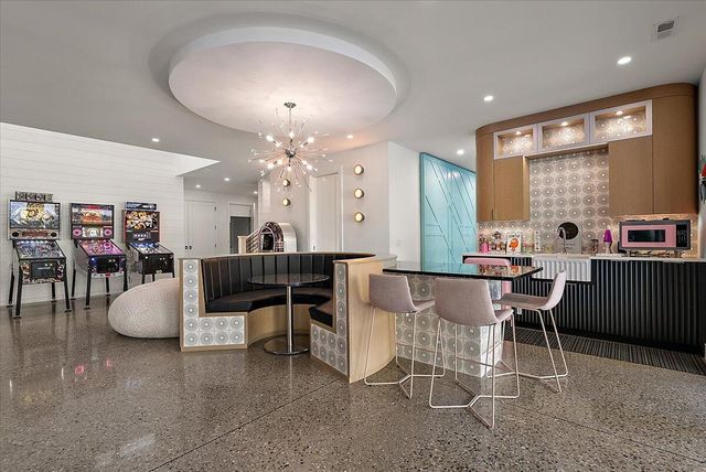 329 N Lakeshore Drive, Holland, MI 49424