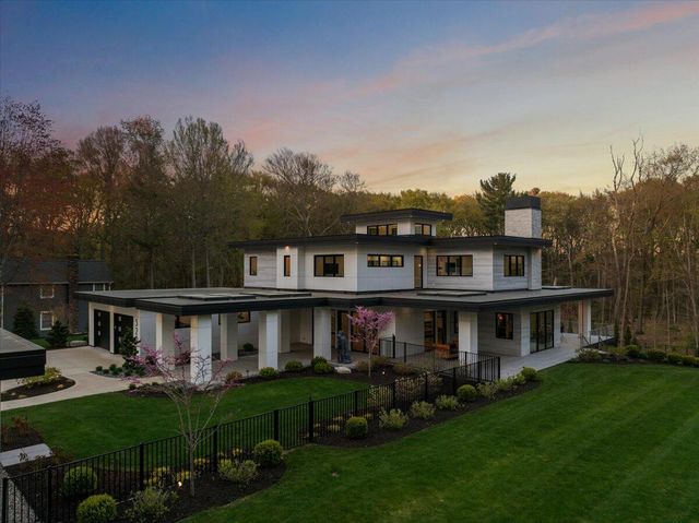 329 N Lakeshore Drive, Holland, MI 49424