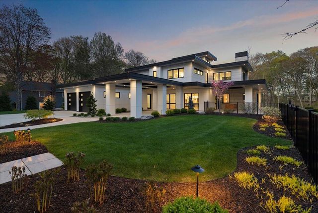 329 N Lakeshore Drive, Holland, MI 49424