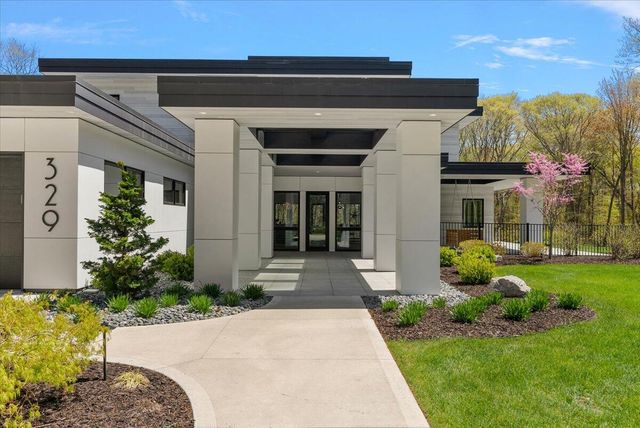 329 N Lakeshore Drive, Holland, MI 49424