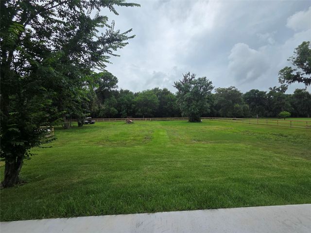 1507 County Road 878a, Sweeny, TX 77480