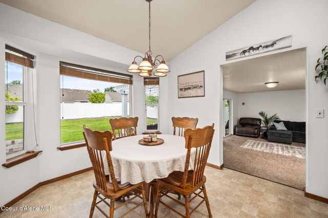 2473 N Bunchgrass DR, Post Falls, ID 83854